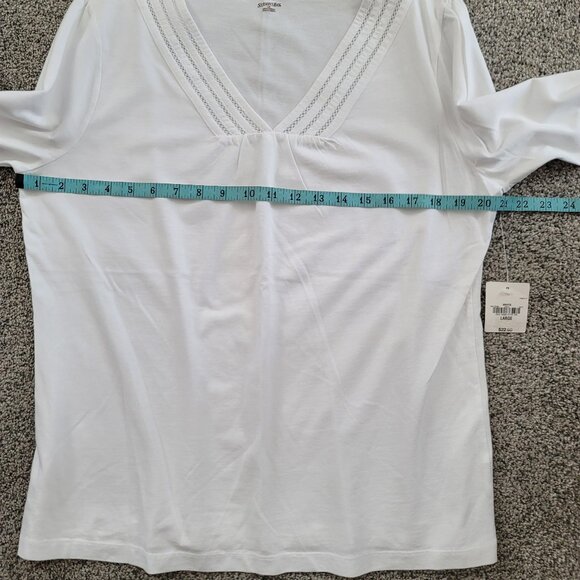 Ladies St Johns Bay V-neck White Shirt large New with Tag! - Picture 7 of 12